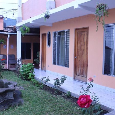 Esperanza Hostel アンティグア・グアテマラ エクステリア 写真